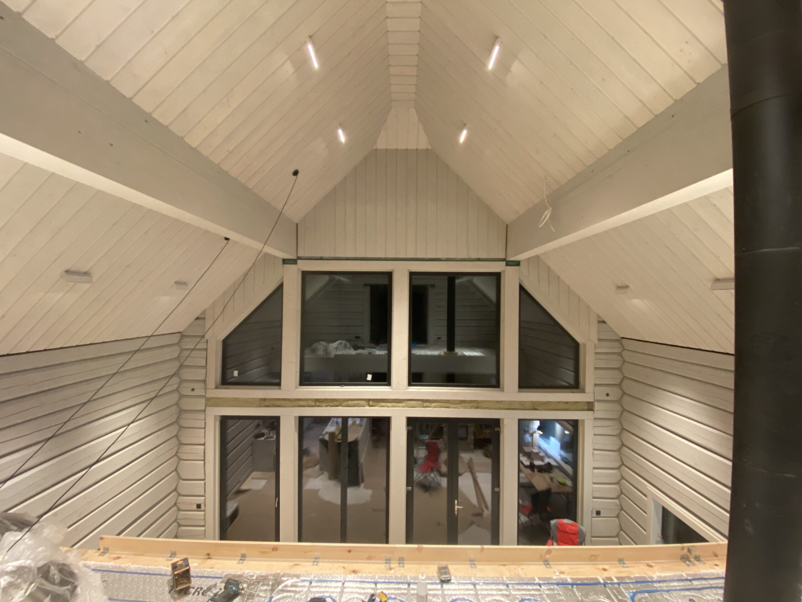 Puitmaja sisetööde etapp